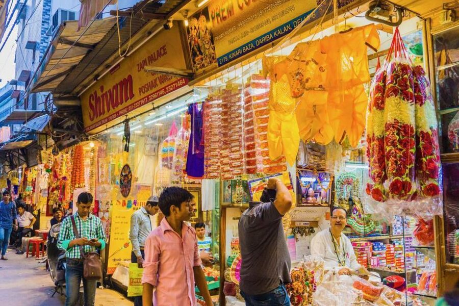 Old Delhi: 3-Hour Tuk-Tuk/Rickshaw Tour - Timing, Pacing, and What to Pack for a 3-Hour Hit