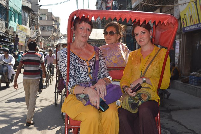 Old Delhi Food, Heritage&Cultural Walk with Rickshaw ride to Masterji Kee Haveli - Meeting points, timing, and how you’ll move through Old Delhi