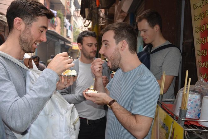 Old Delhi Photography & Food Tour with Rickshaw Ride to Masterji Kee Haveli - Stop 1: Pasar Chandni Chowk brings the heritage-and-food lane experience