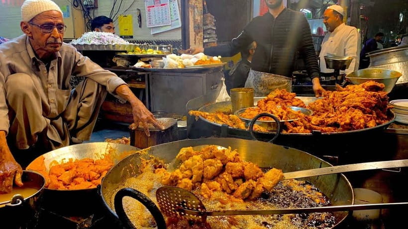 Old Delhi: Private Tour of Chandni Chowk, Tuk Tuk & Food - Red Fort from the outside: quick and flexible, with a choice