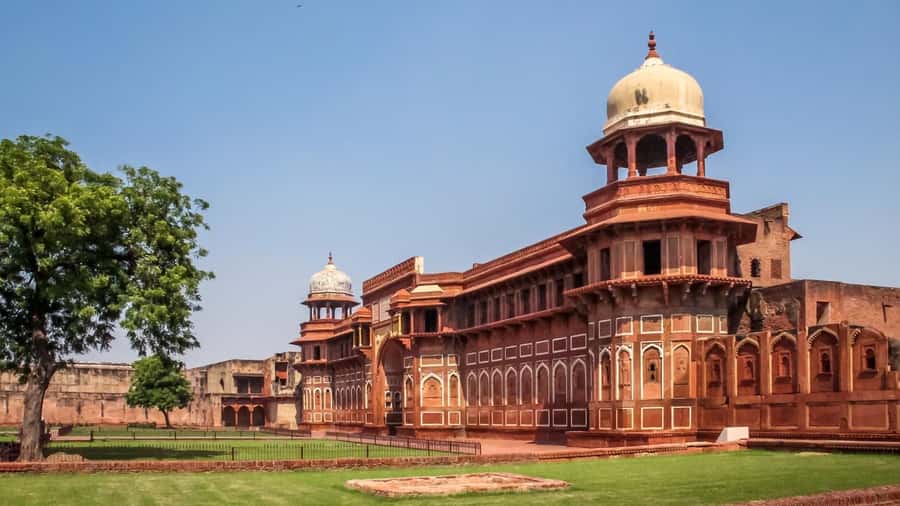 Old Delhi: Private Tour of Chandni Chowk, Tuk Tuk Ride - Red Fort and India Gate: Monuments With Different Meanings