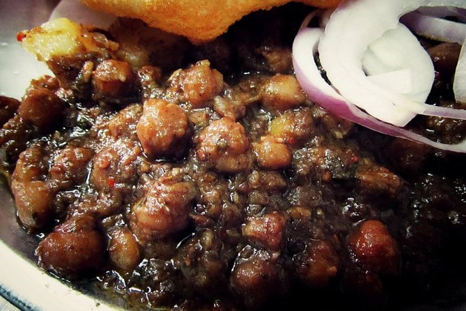 Old Delhi Street Food Tour with TUK-TUK Adventures - The Old Delhi sights you’ll pair with food: havelis, Red Fort, spice market