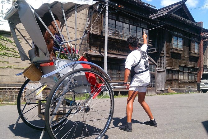 Otaru Rickshaw Tour - How the ride flows: canal views, then the side streets