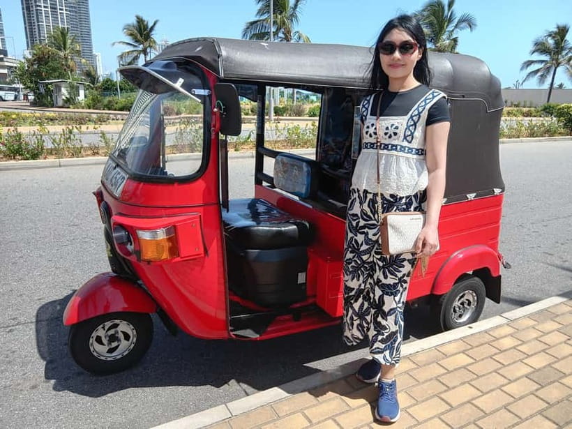 Personal Guided Colombo City Tour by Tuk Tuk - All Inclusive - How the 4 Hours Usually Feel on the Ground