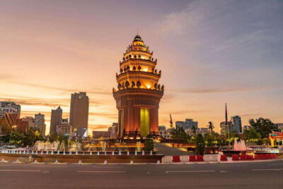 Phnom Penh: City Tour by Tuk Tuk - Royal Palace and the Silver Pagoda: what you can actually see