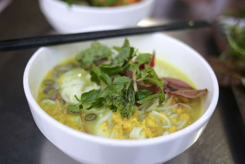 Phnom Penh: Culinary Underground Local Food Tuk-Tuk Tour - Key things to know before you go