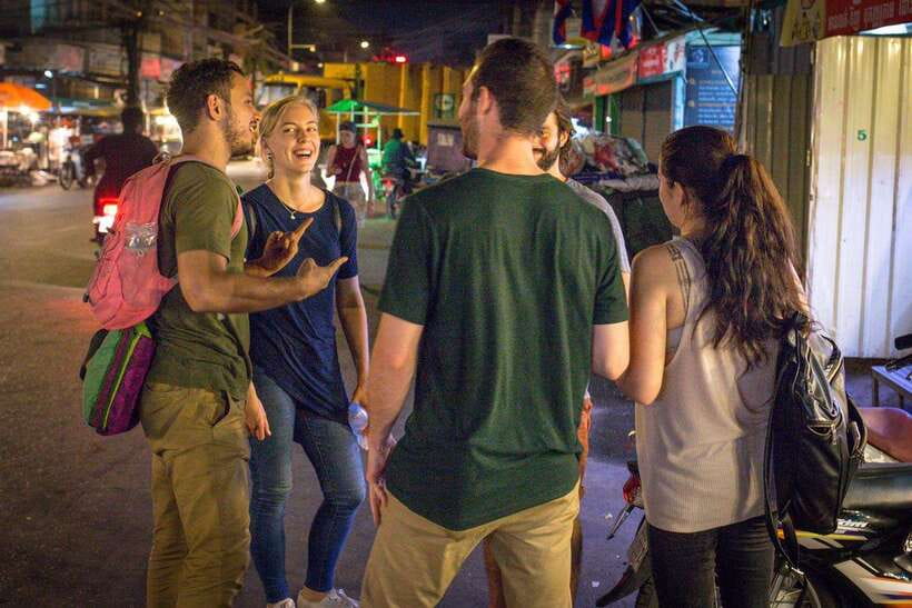 Phnom Penh: Culinary Underground Local Food Tuk-Tuk Tour - Stop-by-stop: what you’ll eat and what each dish teaches you