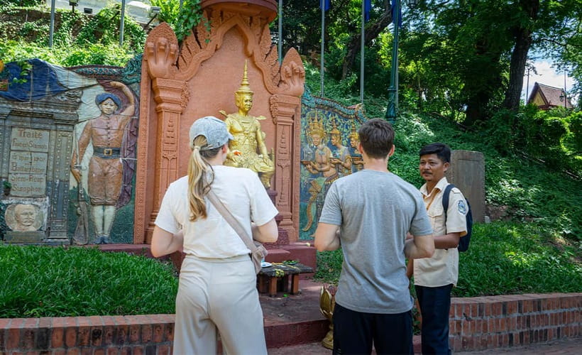 Phnom Penh Historical Sites Tour by Tuk Tuk - What to bring for a 4.5–5 hour city circuit