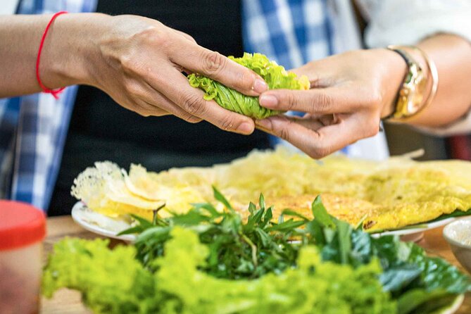 Phnom Penh Morning Market & Food Tour by Tuktuk - Includes All Food & Drinks! - Who this tour suits best