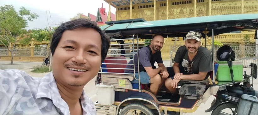 Phnom Penh: Private City Tour by Tuk-Tuk with 10 Highlights - National Museum: A Smart Exterior-Only Stop