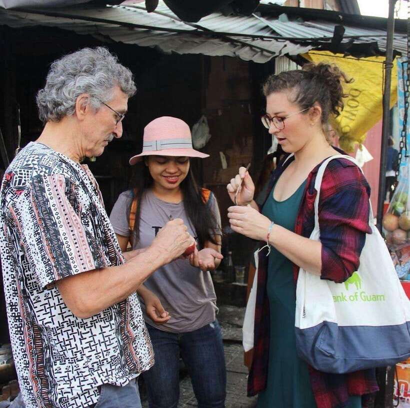 Phnom Penh's Ultimate Street Food Tour by Tuk Tuk - Botumvatey Pagoda stop: street snacks with context