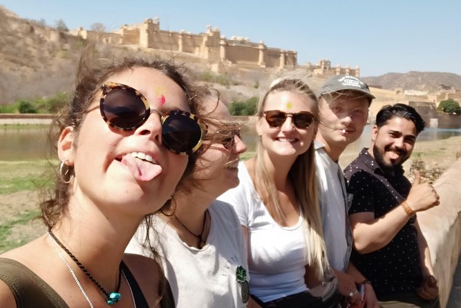 Pink city private Day Tour by Tuk Tuk with English speaking driver.. - Jaigarh Fort: short stop, big views (and why it’s worth it)
