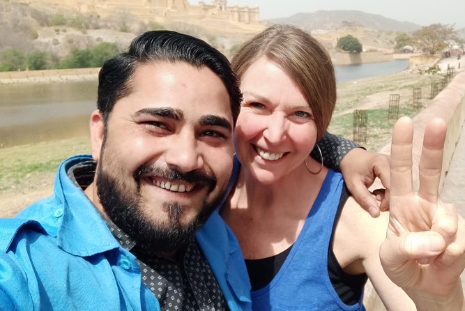 Pink city private Day Tour by Tuk Tuk with English speaking driver.. - Price and logistics: what $7 really means for this day