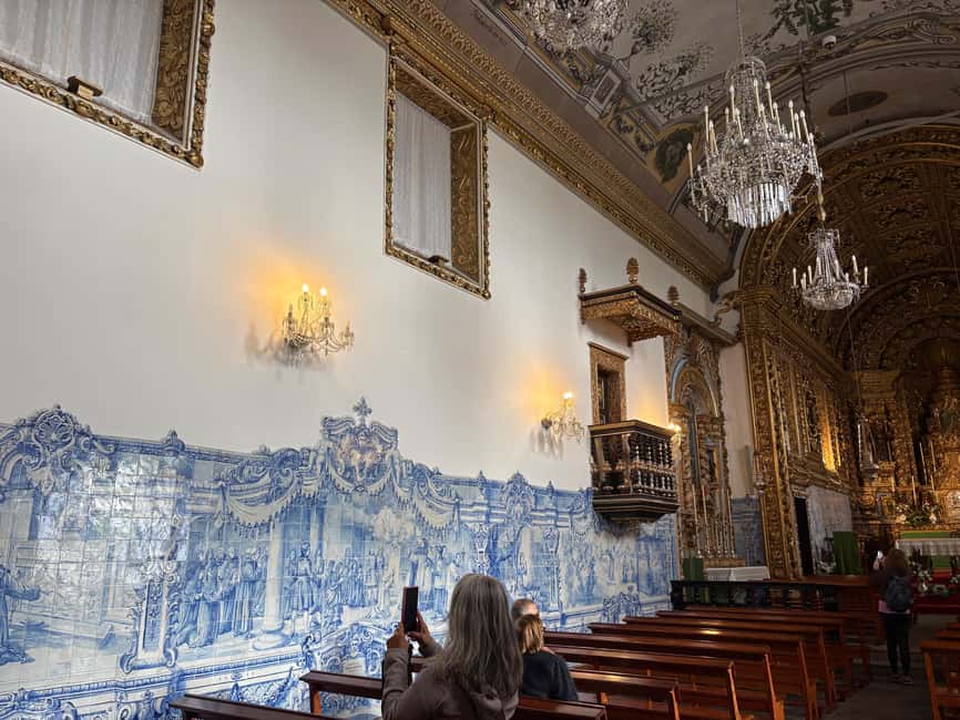 Ponta Delgada: Private City Tour by Electric Tuk Tuk - What to bring (and what to plan around)