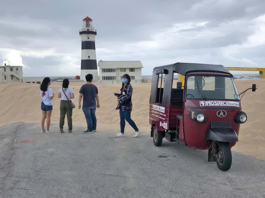 Port Elizabeth tuk-tuk tour, experience the natural beauty. - The beachfront stretch: wind, sea air, and quick photo wins