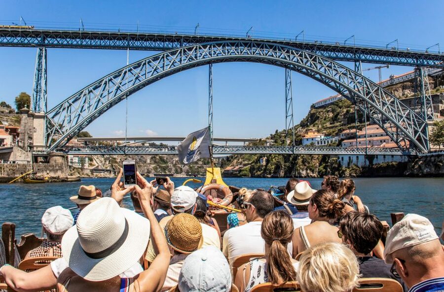 Porto: Guided Tour by Tuk-Tuk & Optional Douro River Cruise - Porto by electric tuk-tuk: the real reason it works