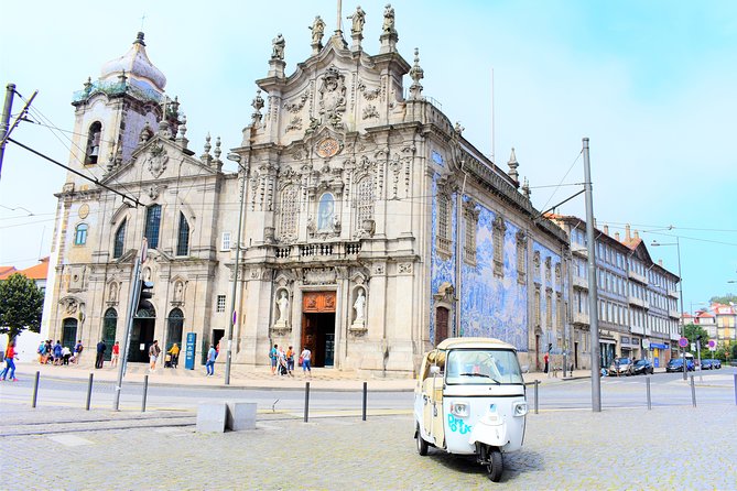 Porto Guided Tour to the Historical Center on a Tuk Tuk - Cathedral area and the Pelourinho terrace: law, faith, and what changed