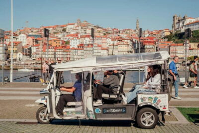Porto Half Day Tuk Tuk Tour Clérigos, Seaside and Viewpoints - Getting Started at R. de Alexandre Herculano (and Finding the Right Place)