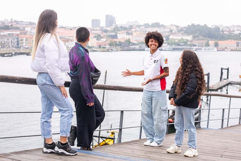 Porto Tour: A tour, a thousand stories in Tuk Tuk - 3h - Getting Started at Vímara Peres by Sé do Porto Cathedral