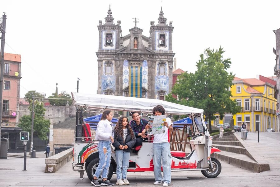 Porto Tour: One tour, a thousand stories by tuk tuk - 3 hours - Flexible stops and that local-market energy