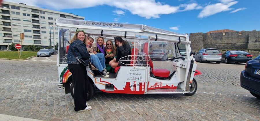 Porto: Tuk tuk Tours with Port Wine Tasting - Port wine tasting: how to get the most from the pour