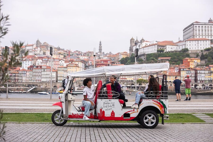 Porto: Tuk tuk Tours with Port Wine Tasting - Ribeira lanes and Douro River views with less foot fatigue