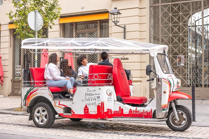 Porto: Tuk tuk vip guided tour - 1.30h - Weather and timing: the two variables you can’t ignore