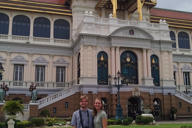 Premium Bangkok City Tour by Tourist Boat and TukTuk - Wat Suthat: a short temple stop plus a real break
