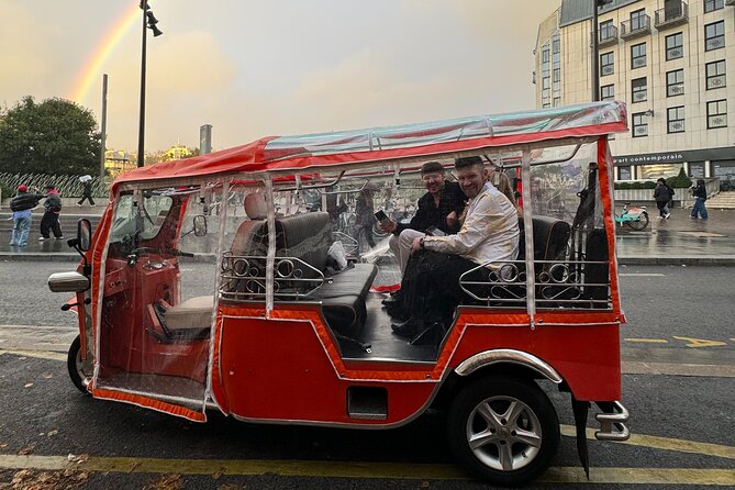 Premium private tour of Paris in an Electric TukTuk (4 hours) - Louvre frontage and Montmartre’s Sacré-Cœur: the “outside only” approach works