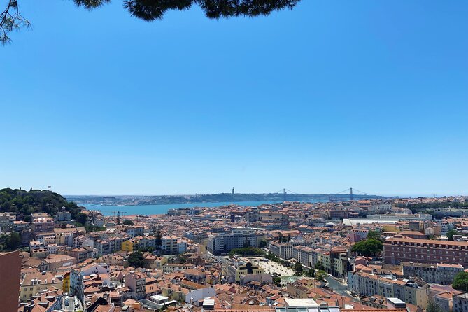 Private 1H30 Tuk Tuk Tour in Lisbon City - Lisbon Cathedral (Se de Lisboa): from mosque to cathedral