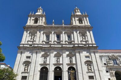 Private 1H30 Tuk Tuk Tour in Lisbon City - Where the tour starts: Time Out Market as your easy meeting point