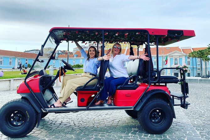Private 1H30 Tuk Tuk Tour in Lisbon City - Miradouro Das Portas do Sol: Alfama’s classic high view
