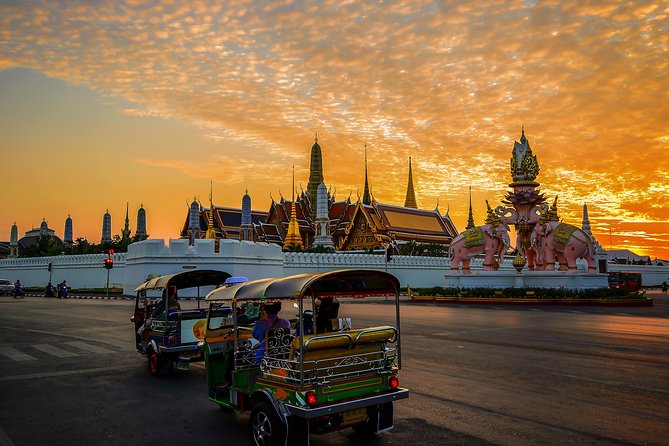 Private Bangkok Tuk Tuk Sunset Long-tail Night Lights - Bangkok’s sunset-to-night plan, in one ride