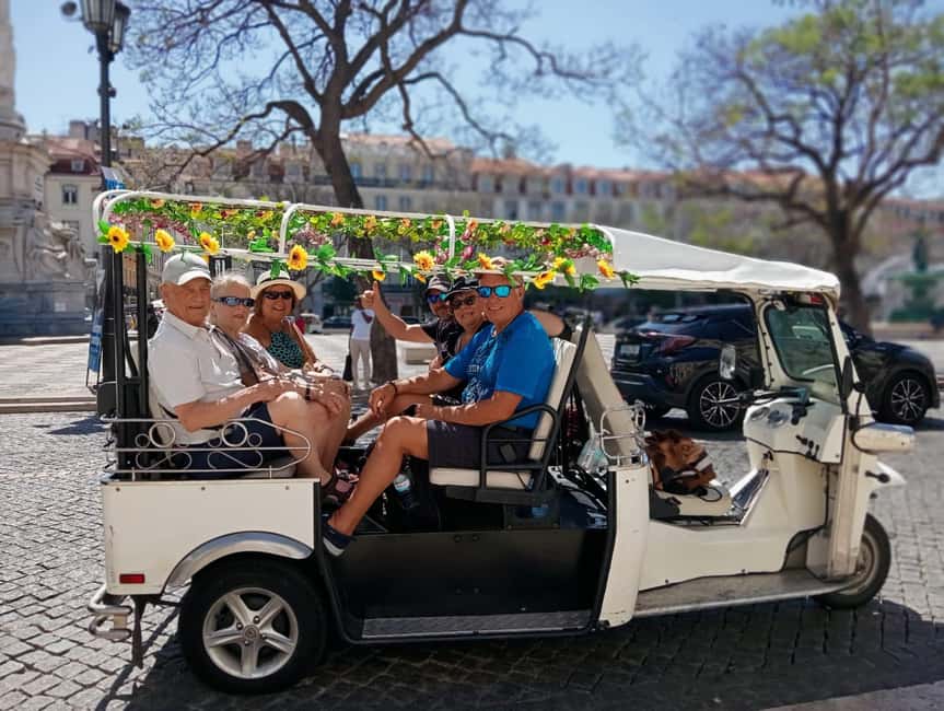 Private Belém Tuk Tuk Tour: Lisbon’s Historic Highlights . - Monument of the Discoveries, royal carriages, and modern art along the route