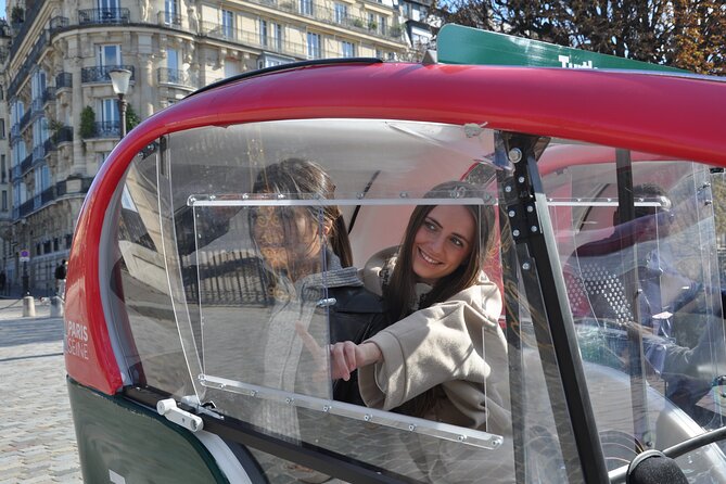Private City-Tour by rickshaw bike in Paris: The "Saint-Germain" - Fontaine Saint-Michel: The First Story Beat