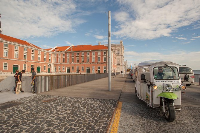 Private Eco Tuk Tuk Tour through the Heart of the City - Graça Viewpoints and Museu do Fado Drive-Bys: What You Get Outside