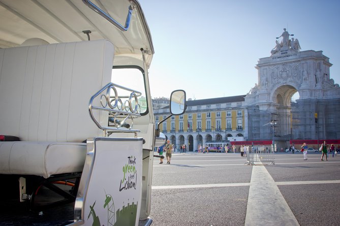 Private Eco Tuk Tuk Tour through the Heart of the City - Bairro Alto Murals and Largo do Carmo’s Calm