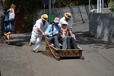 Private Express Tuk Tuk Tour Funchal Old Town & Toboggans - Stop at Paroquia de Nossa Senhora do Monte: quick church, solid context