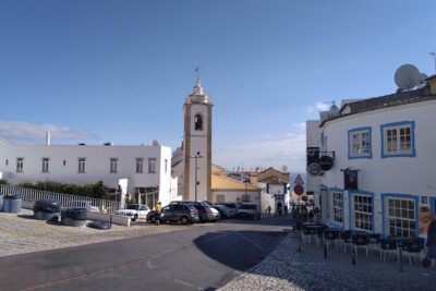 Private Guided Tuk Tuk Tour with pick-up and drop-off in Albufeira - Farol da Baleira and the fisherman harbour: sea views with minimal time