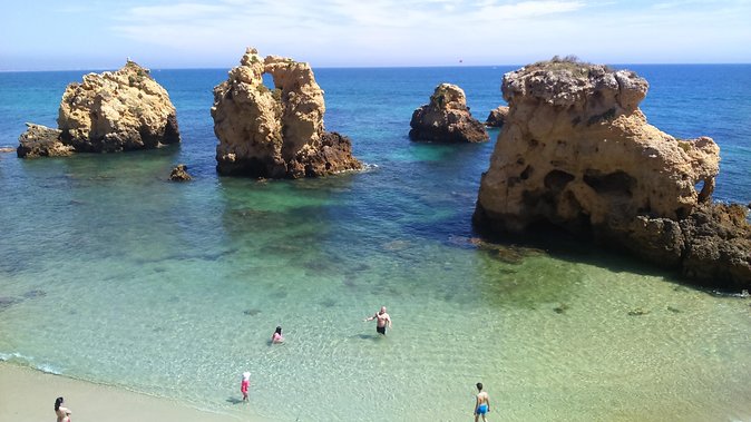 Private Guided Tuk-Tuk Tour with Pick-Up and Drop-Off of Albufeira - Getting started: meeting point, pick-up choices, and how the ride begins