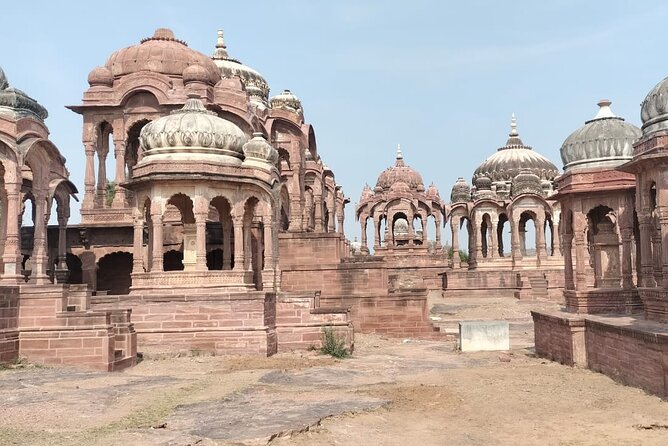 Private Jodhpur Full Day City Sightseeing Tour By Tuk Tuk - Jaswant Thada: the quiet marble hour after the big fort