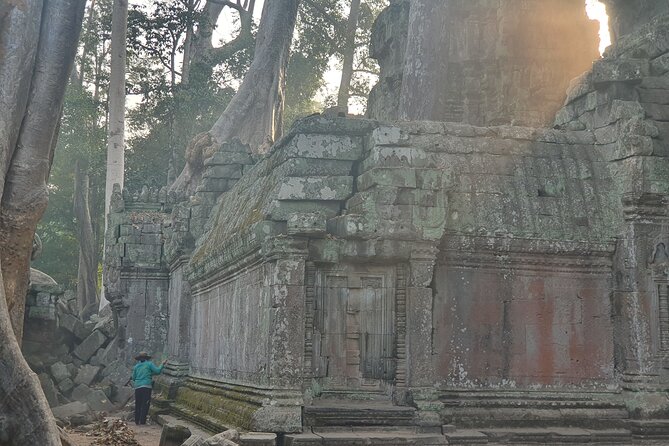 Private must-visit Temples Tour with Guide & Tuk Tuk - Price and passes: the real budget math