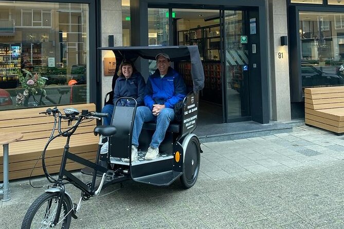 Private Pedicab/Rickshaw Tour of Rotterdam With a Local Guide - Stop 3: Rotterdam City Hall and the May 14, 1940 survival