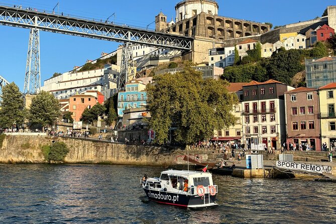 Private Port: Tuk Tuk and boat with local guides - Fontainhas to Serra do Pilar: two viewpoints that actually change your perspective