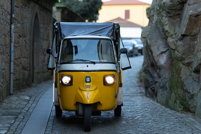 Private Port: Tuk Tuk and boat with local guides - Ribeira and Crystal Palace area: a waterfront that rewards slow attention