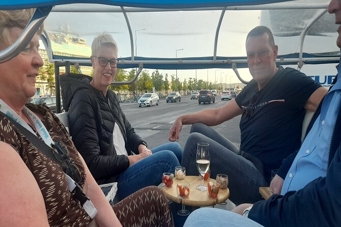Private tapas tuk tuk tour through Lisbon - Private tuk tuk route: less walking, more Lisbon