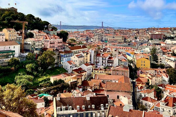 Private Tour DE Tuk Tuk Chiado and Bairro Alto in Lisbon - Stop 5: Palácio de São Bento and the Assembly of the Republic