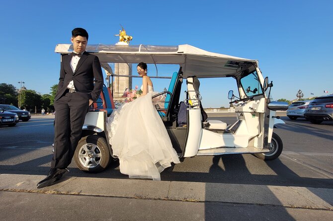 Private Tour of Paris in Tuktuk - Tuktuk vs. walking: why this 2-hour format works