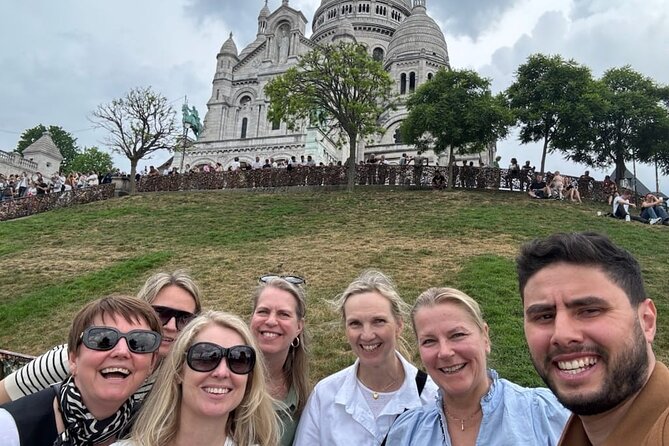 Private Tour of Paris in Tuktuk - Eiffel Tower and Arc de Triomphe: quick views that set the tone
