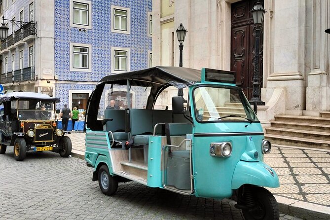 Private Tuk Tuk Tour 1h30 to Lisbon - Stop 4: Igreja de São Vicente de Fora and Its Manueline Style